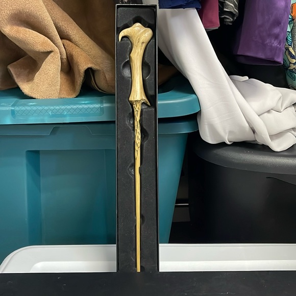 EUC Harry Potter (Voldemort) Wand from Universal Studios - still in og. box - Picture 1 of 7